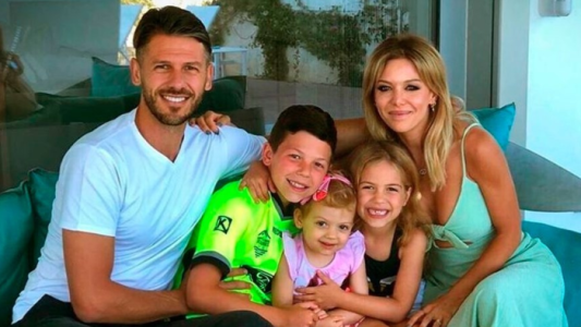 El emotivo reencuentro entre Martín Demichelis, Evangelina Anderson y sus hijos