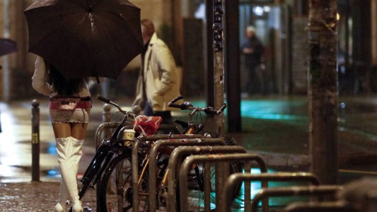 Vuelven a permitir la prostitución en Berlín: cuáles son las prácticas sexuales permitidas
