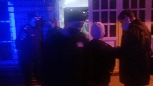 Rompecuarentenas: festejaban un cumpleaños de 40 en un salón con 60 personas