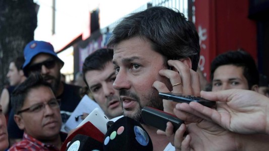 Lammens dijo que los equipos que jueguen en el exterior deberán hacer 14 días de cuarentena al volver al país