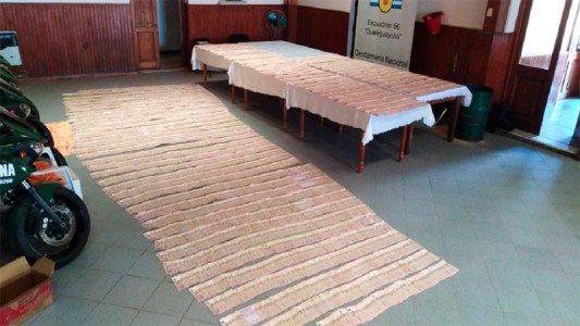 Circulaban sin permiso y con 3 millones de pesos que no pudieron justificar