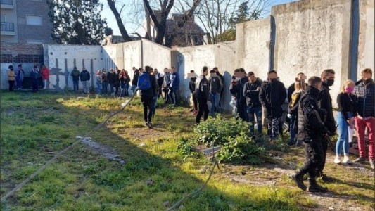 Desbaratan una fiesta clandestina en Rosario y detienen a 46 personas