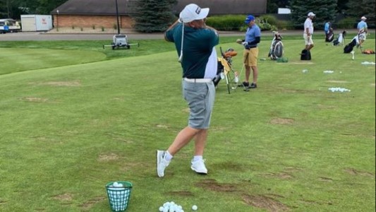 El “Pato” Cabrera faltó a la audiencia de violencia familiar por jugar al golf en EE.UU. y no pudieron detenerlo