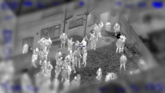 Con cámaras térmicas detectan una fiesta de 200 pesonas en plena cuarentena
