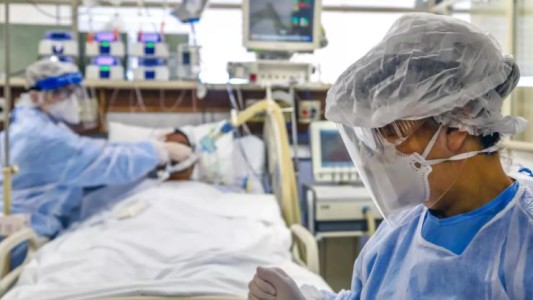 Brasil supera los 4 millones de casos de coronavirus, pero muestra señales de mejoría