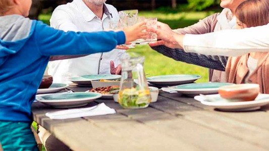 Reuniones familiares: cómo cuidarnos y evitar posibles contagios de coronavirus