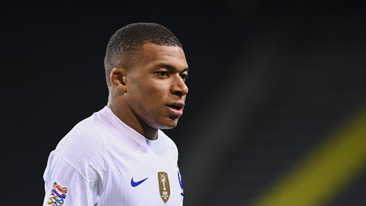 Kylian Mbappé dio positivo de coronavirus y fue desafectado de la selección de Francia