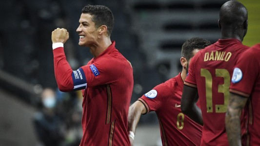 Cristiano Ronaldo marcó dos tantos de lujo y llegó a 101 goles con la selección de Portugal
