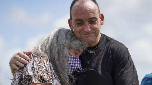 "Alivio": hallan pruebas de la inocencia de un hombre estuvo 37 años preso por violación y asesinato