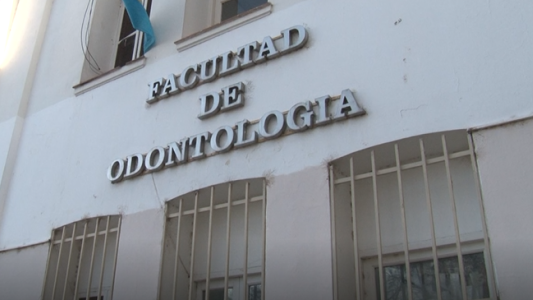 Escándalo en la facultad de Odontología: para aprobar había que pagar una academia