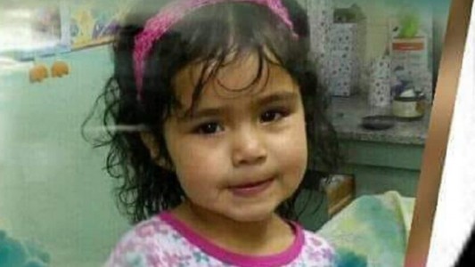 Muerte de nena de 3 años: condenaron al padrastro a 31 años de prisión y a la madre a 24 años de cárcel