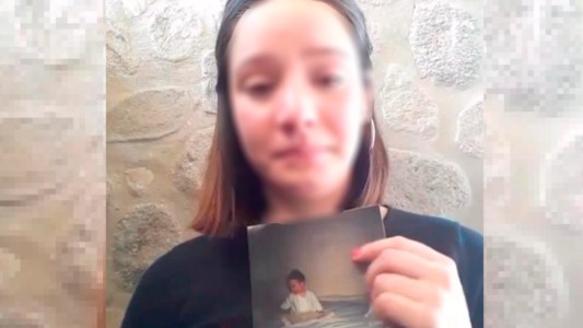 El desesperado pedido de una joven que acusa a su mamá de matar a su hermano con discapacidad