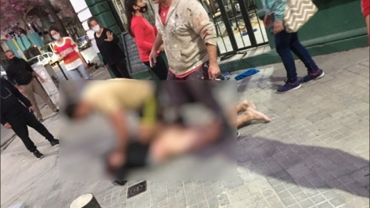 Rosario: Desfiguraron y desnudaron a un ladrón que intentó robarle a una embarazada