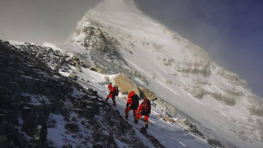 Murió el "Leopardo de las nieves", mítico sherpa récord del Everest