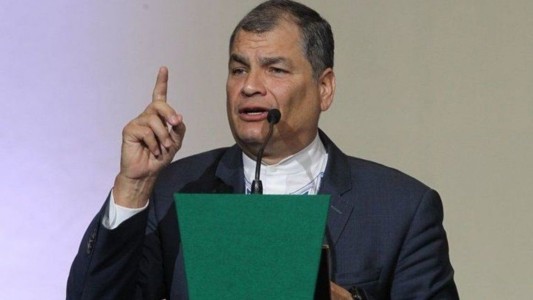 La justicia de Ecuador pidió la captura del ex presidente Rafael Correa