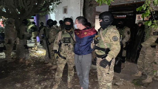 Un policía se atrincheró en su casa, tuvo alucinaciones místicas y le disparó a otro efectivo