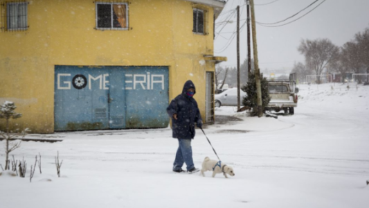 Tiempo loco: volvió la nieve en plena primavera