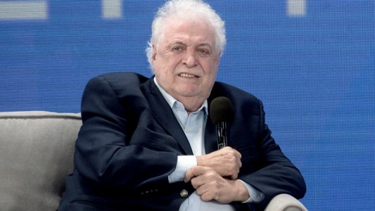 Ginés González García: "En la segunda quincena de octubre habrá dos medicamentos nacionales para tratar el Covid-19"