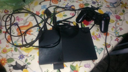 Juego con trampa: ofrecen Play Station baratas y asaltan a los clientes