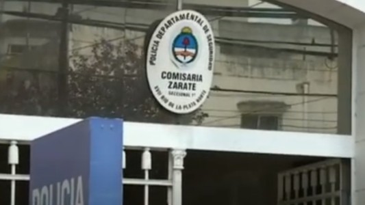 Le pegó en cabeza por una discusión de tránsito, la dejó internada en grave estado y se fugó