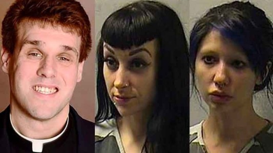 Escándalo: detuvieron a un cura que se grabó en un trío sexual en el altar de su iglesia