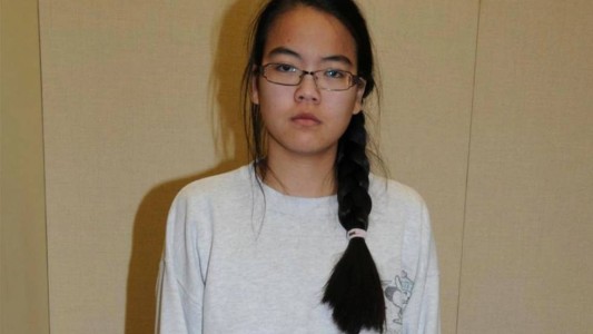 Se inventó una "vida falsa perfecta", sus padres se enteraron y contrató sicarios para matarlos