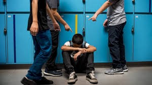 El aspecto físico es el principal motivo de burlas entre adolescentes en el ámbito escolar