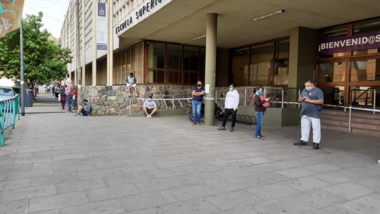 Las escuelas Manuel Belgrano y Patricias Mendocinas se suman como centros de testeos Covid