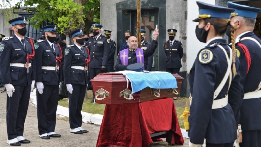 Despidieron con honores al policía asesinado en un colectivo