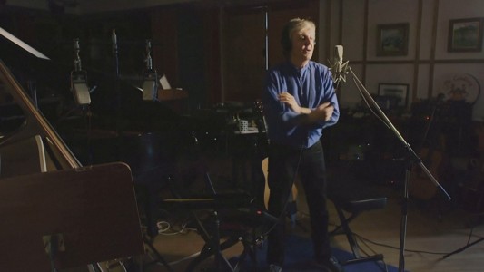 Paul McCartney lanza un nuevo disco en el que tocó todos los instrumentos
