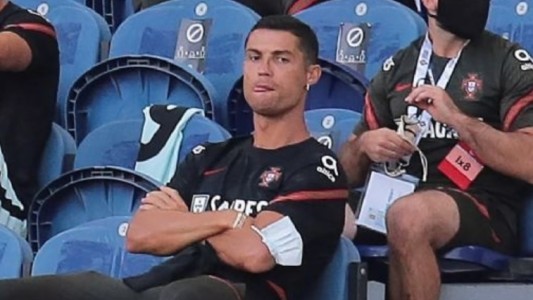 Cristiano Ronaldo quedó afuera del partido ante Barcelona y estalló: "Los testeos PCR son una mierda"