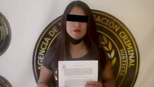 Mujer obligaba a sus hijos a ver videos porno para que luego "practicaran" con el padrastro