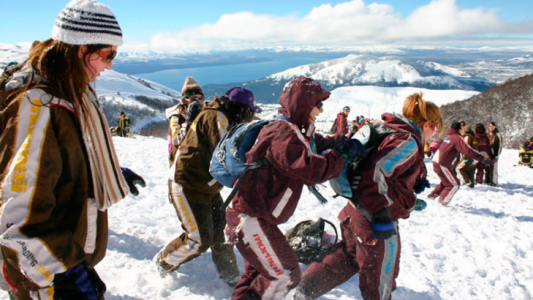 Establecieron qué pasará con los viajes de egresados cancelados por el Covid-19