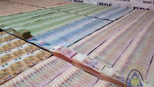 Detienen a una empleada doméstica por el robo de más de 20.000 dólares y 2.000 euros