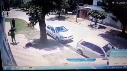 Salvaje asalto de motochorros a dos mujeres de 92 y 63 años