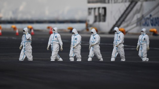 Informe de ONU alerta el uso de coronavirus como "improvisada arma biológica"