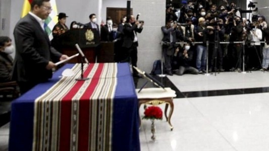 El Gobierno de Bolivia analiza suspender el pago de su deuda externa