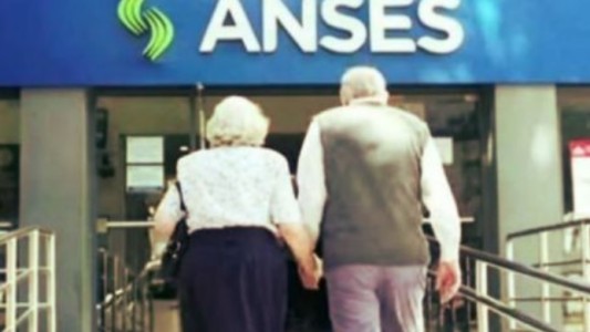 Anses bajó la tasa en los créditos a jubilados: en cuánto quedan las cuotas