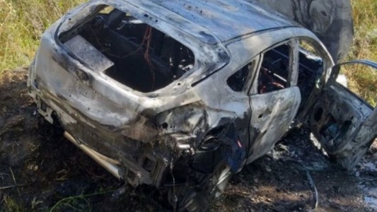 Condenaron a dos mujeres por provocar un incendio en un auto: murió un hombre que dormía adentro