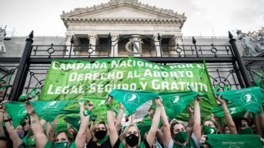 La legalización del aborto, primer debate presencial del año