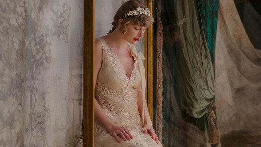 Taylor Swift vuelve a sorprender: lanza su segundo álbum en cuarentena