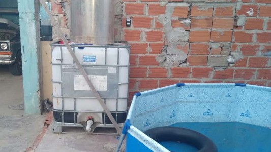Drama en Rosario: murió nena de 9 años electrocutada mientras jugaba con bombitas de agua