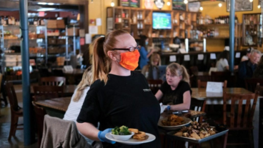 “Happy hour” para los dueños de los bares: desde hoy extienden horario hasta las 3