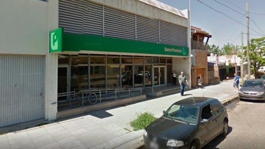 Millonario robo a una sucursal del Banco Provincia en Lanús
