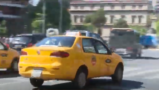 Navidad en pandemia: habrá servicio de taxis en la capital