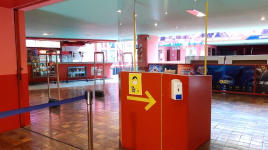 Volvieron los cines en Córdoba, te mostramos cómo es el protocolo