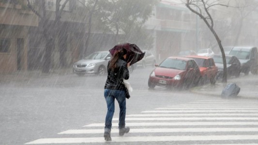 Alerta naranja en Córdoba: tormentas y caída de granizo