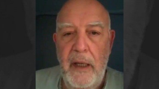 Video: el médico que renunció a la guardia del hospital por "la falta de conciencia de la gente ante el coronavirus"