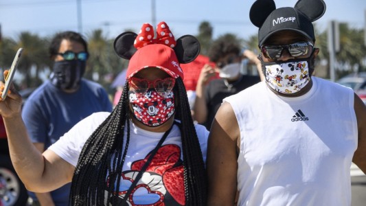 Convierten parque Disney en un centro de vacunación