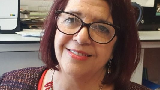 Marta Cohen advierte que la nueva variante contagia más rápidamente a jóvenes y niños